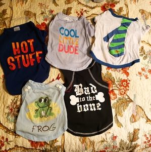 Dog shirts. Size med/small 🐕🐕🐕